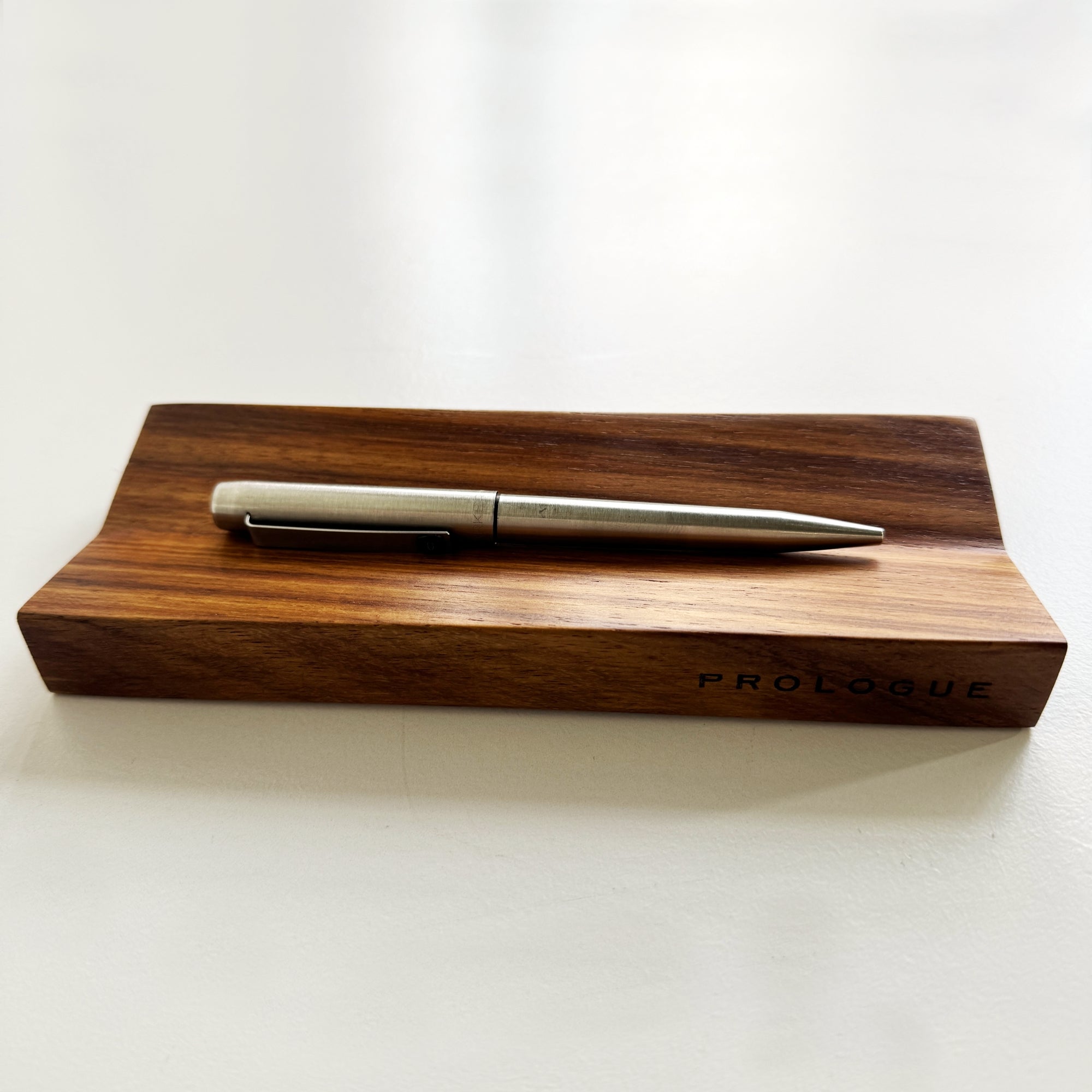 Single Pen Holder